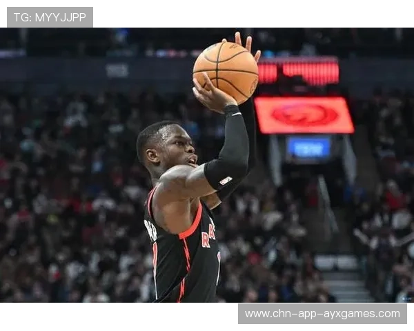 猛龙内部重排战术结构,施罗德替补化趋势增强 猛龙内部重排战术结构,施罗德替补化趋势增强