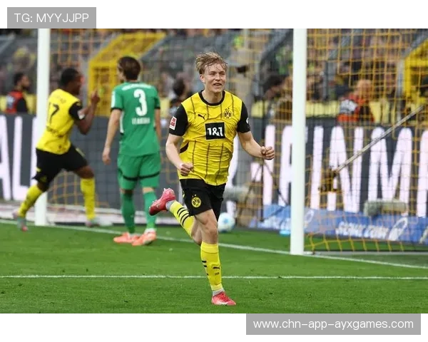 多特布兰特精彩任意球再现出色技术，领跑足坛风潮