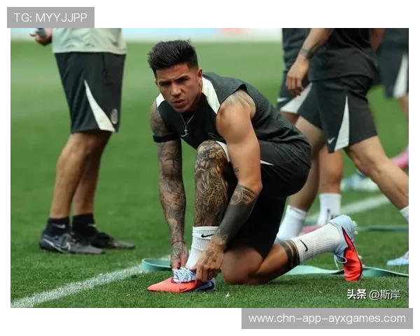 富勒姆在主场打出气势，佩雷拉远射击穿门框死角