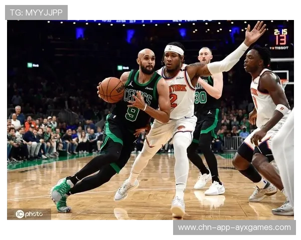 凯尔特人端整体流畅顺滑,波士顿上半场基本拉开 凯尔特人端整体流畅顺滑,波士顿上半场基本拉开