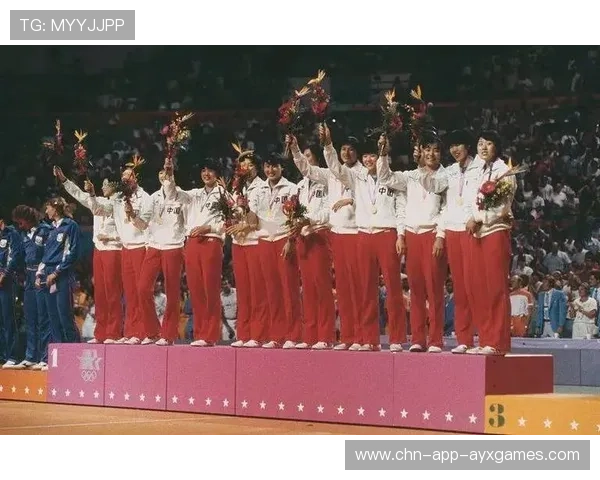 女排中线突破引爆全场:竞技精神与团队奇迹的辉煌瞬间 女排中线突破引爆全场:竞技精神与团队奇迹的辉煌瞬间