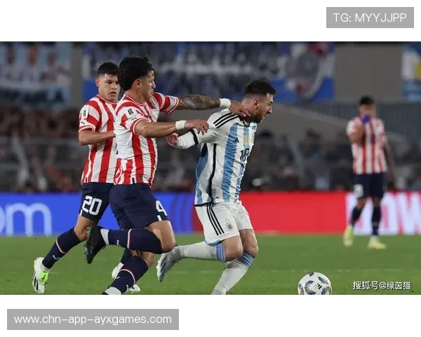 多特弧顶一脚劲射令对手无奈:掌控弧顶的力量在绿茵间绽放 多特弧顶一脚劲射令对手无奈:掌控弧顶的力量在绿茵间绽放